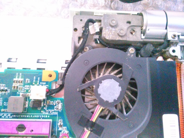 SONY VAIO VGN-FW72JGB WindowsVista→Windows7さらにWindows10へ 