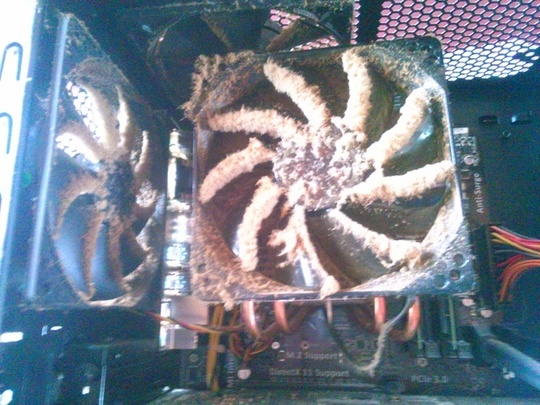 ドスパラGalleria 内部清掃及びSSD交換