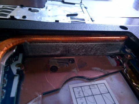 放熱フィン清掃前｜パソコン修理山口